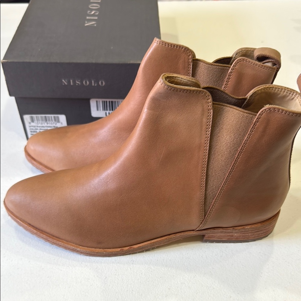 Nisolo Women's Tan Leather Ankle Boots
